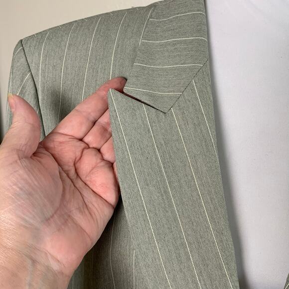 Kasper Size 18 Women's Blazer Jacket Gray White Striped Lined Career Office - Picture 4 of 10